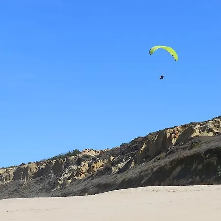 Casa Do Pai House * אלדיה דו מקו